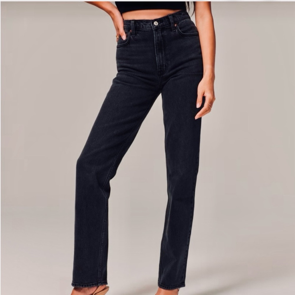 🍎 📚 Abercrombie 📚🍎 Curve Love 90’s Straight - 31 Short